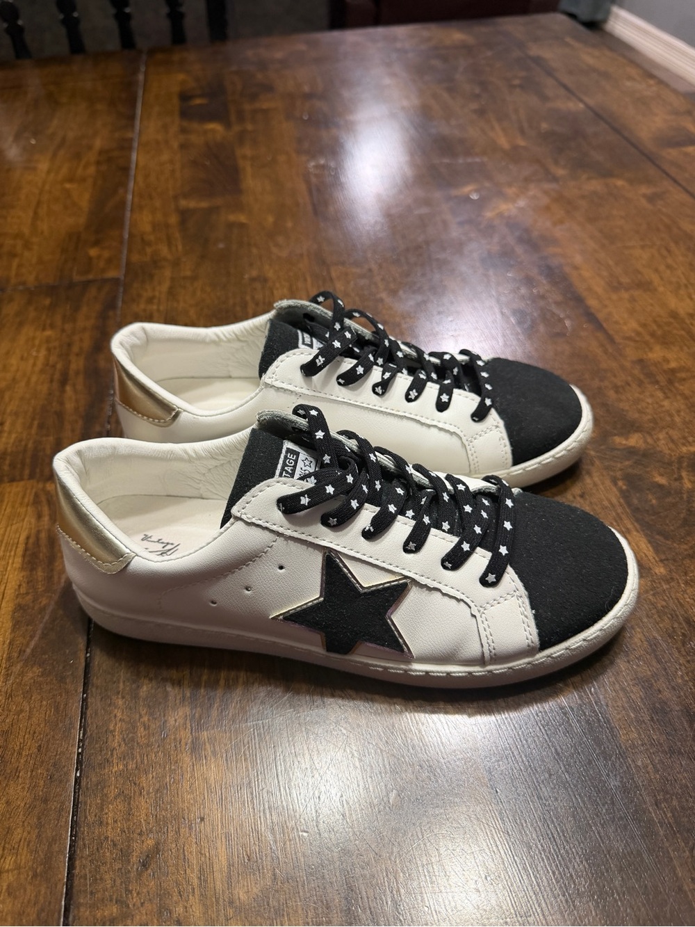 Vintage Havana White Sneakers with Black Star and Gold Heel